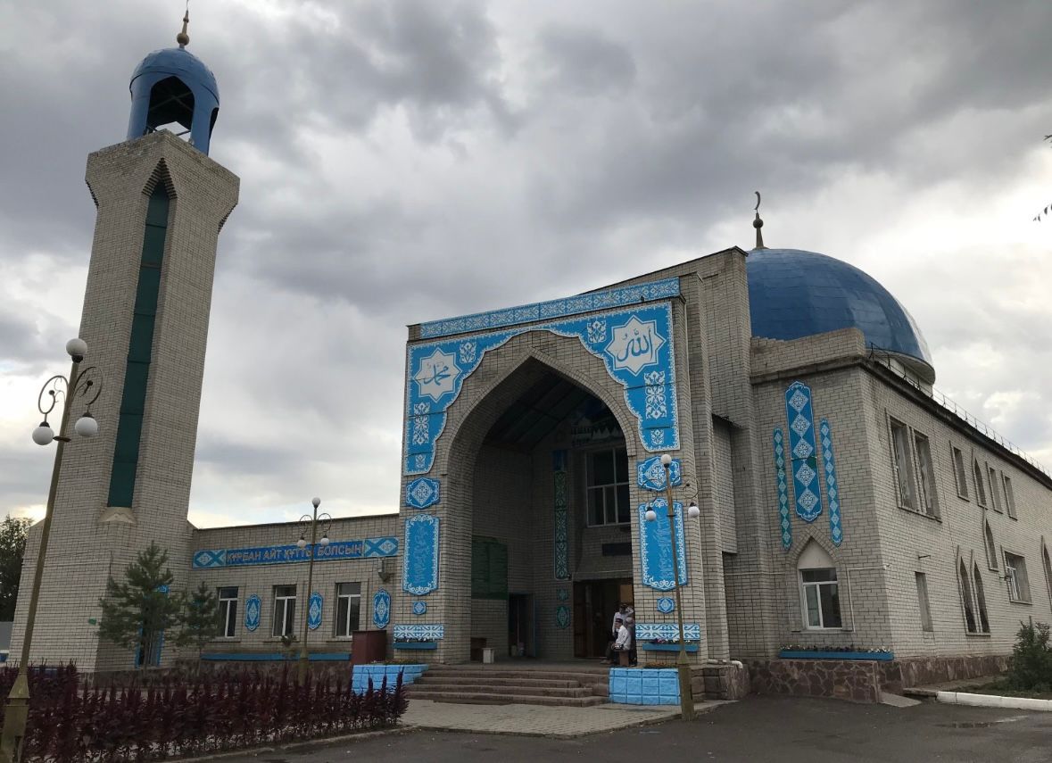 Камкор Шарапат